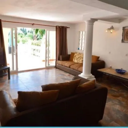 Delightful 5 Bed In Fuengirola Costa Del Sol 别墅 马拉加