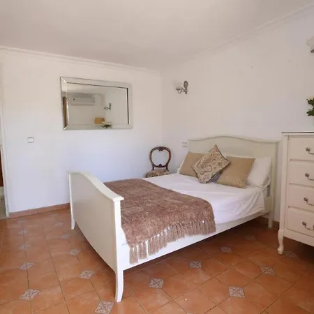Delightful 5 Bed In Fuengirola Costa Del Sol 马拉加