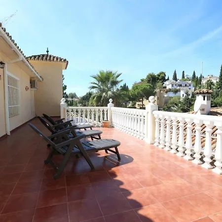 Delightful 5 Bed In Fuengirola Costa Del Sol * 马拉加