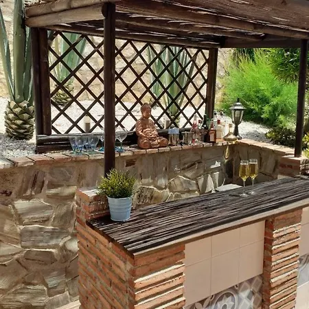 Delightful 5 Bed In Fuengirola Costa Del Sol 马拉加