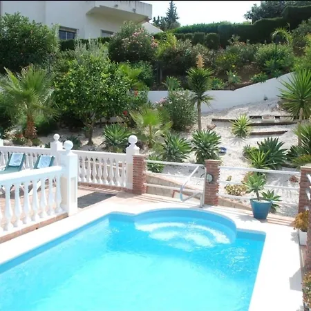 Delightful 5 Bed In Fuengirola Costa Del Sol 马拉加