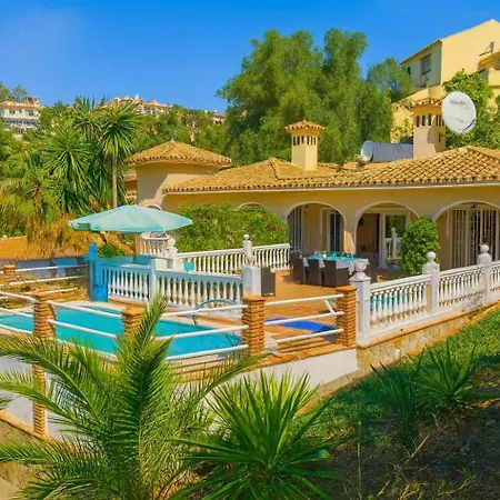 Villa Delightful 5 Bed In Fuengirola Costa Del Sol